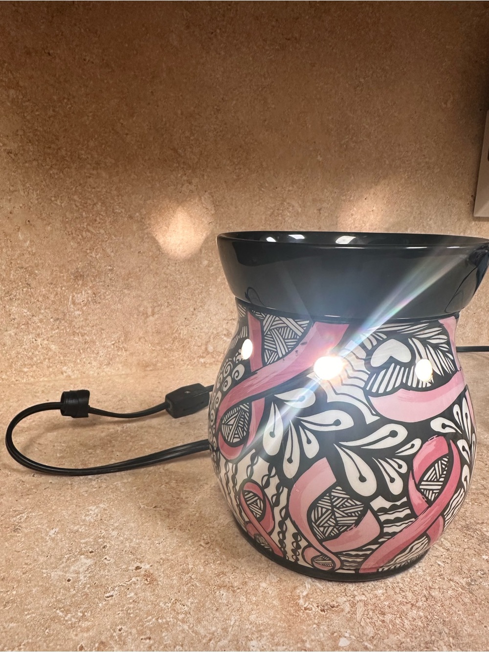 Scentsy Breast Cancer Awareness Pink and Black Patterned Ceramic Wax Warmer